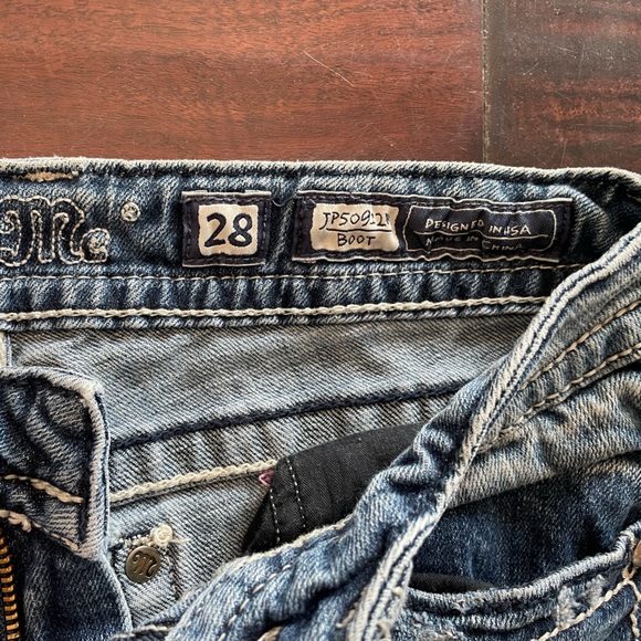 Miss Me Boot Cut 28 - Picture 2 of 4